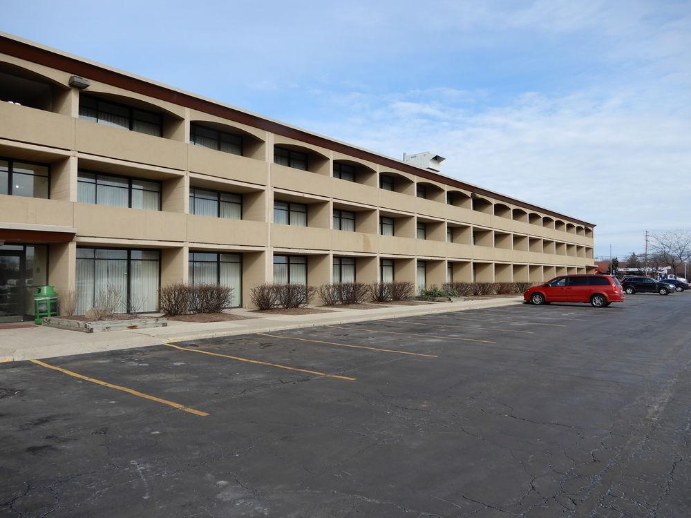 Clarion Hotel Milwaukee Airport Extérieur photo