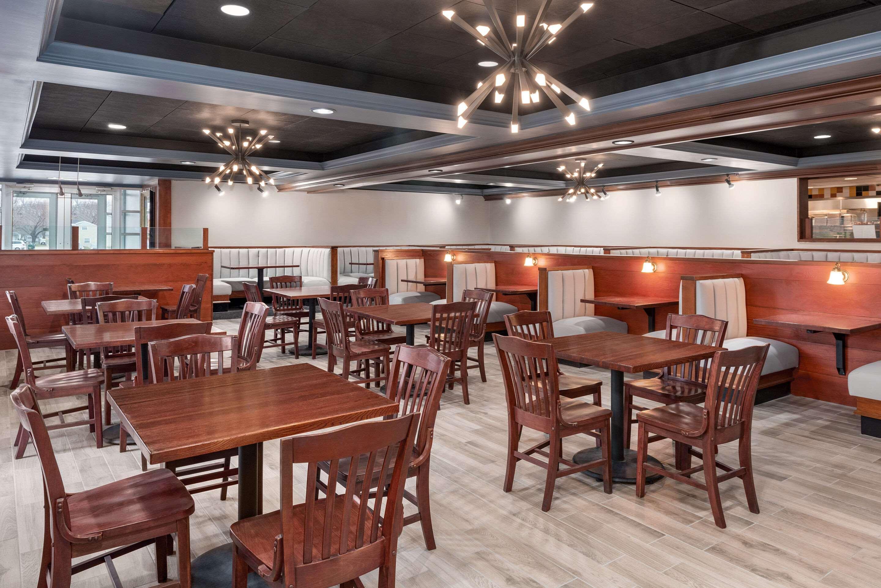 Clarion Hotel Milwaukee Airport Extérieur photo