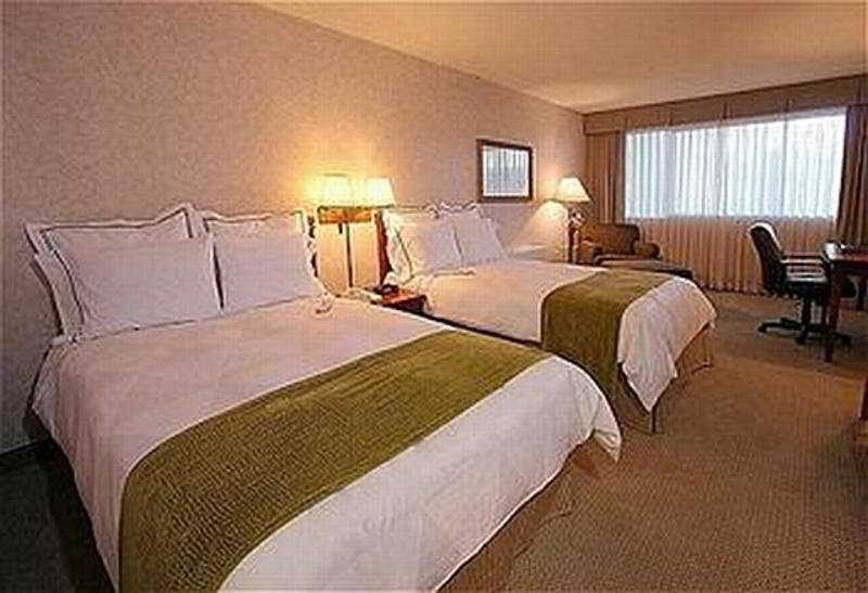 Clarion Hotel Milwaukee Airport Extérieur photo