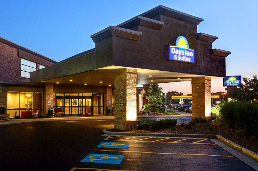 Clarion Hotel Milwaukee Airport Extérieur photo
