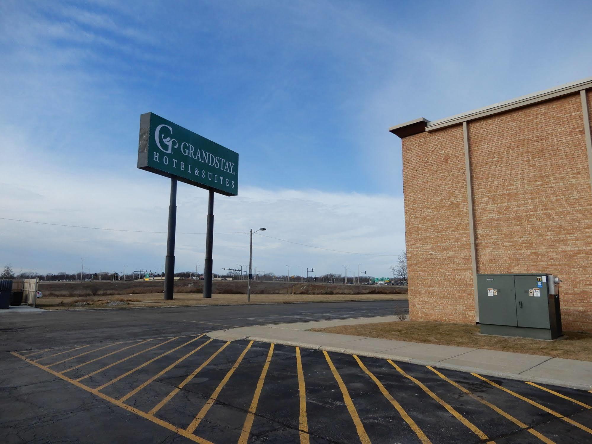 Clarion Hotel Milwaukee Airport Extérieur photo